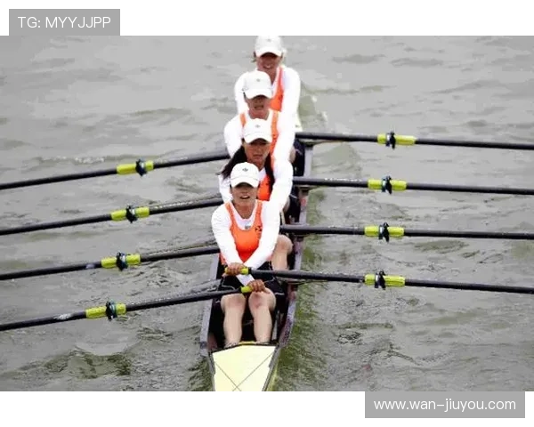 高水平赛艇运动员划桨动作的生物力学与生理适应效果综合分析